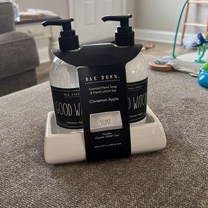 Rae Dunn cinnamon Apple hand wash